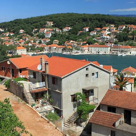Apartments With A Parking Space Jelsa, Hvar - 8746 Йелса Екстериор снимка