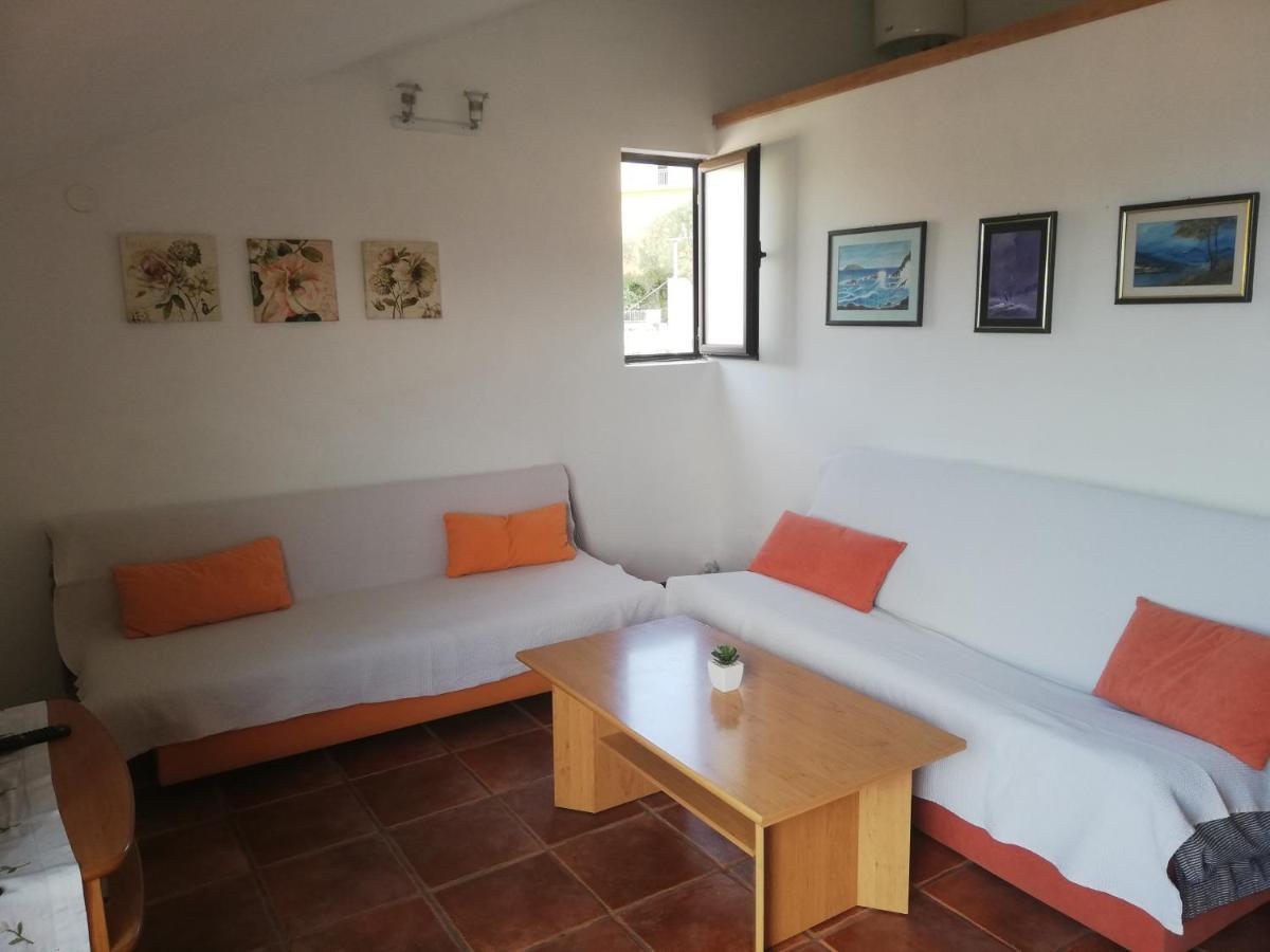 Apartments With A Parking Space Jelsa, Hvar - 8746 Йелса Екстериор снимка
